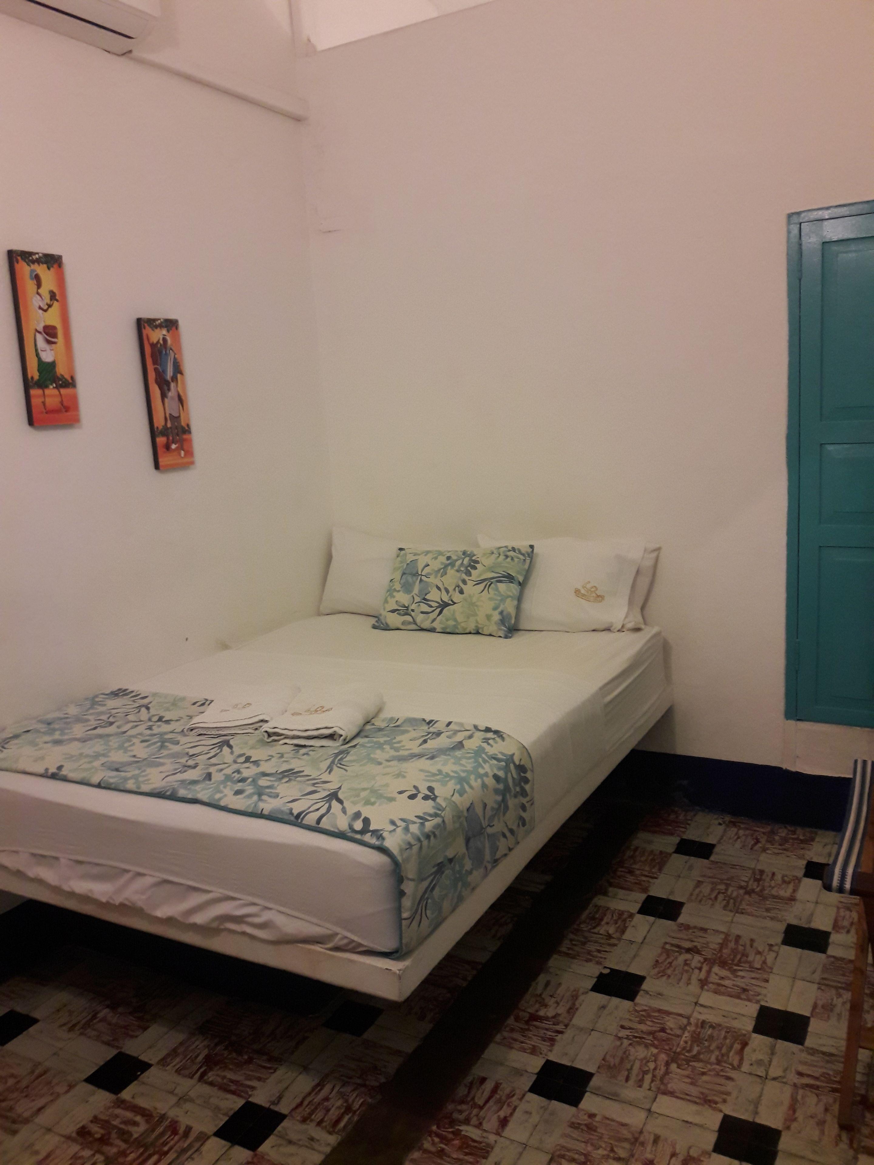 Casa 1811 Hostal *