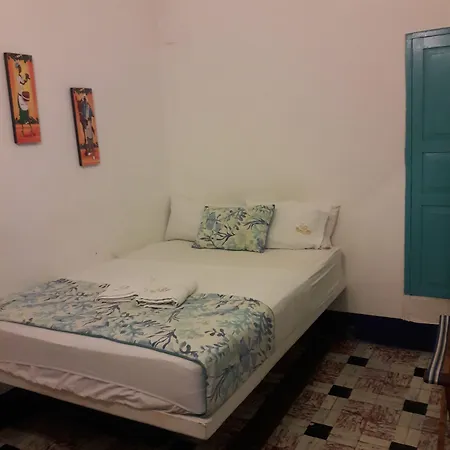 Casa 1811 Hostal *
