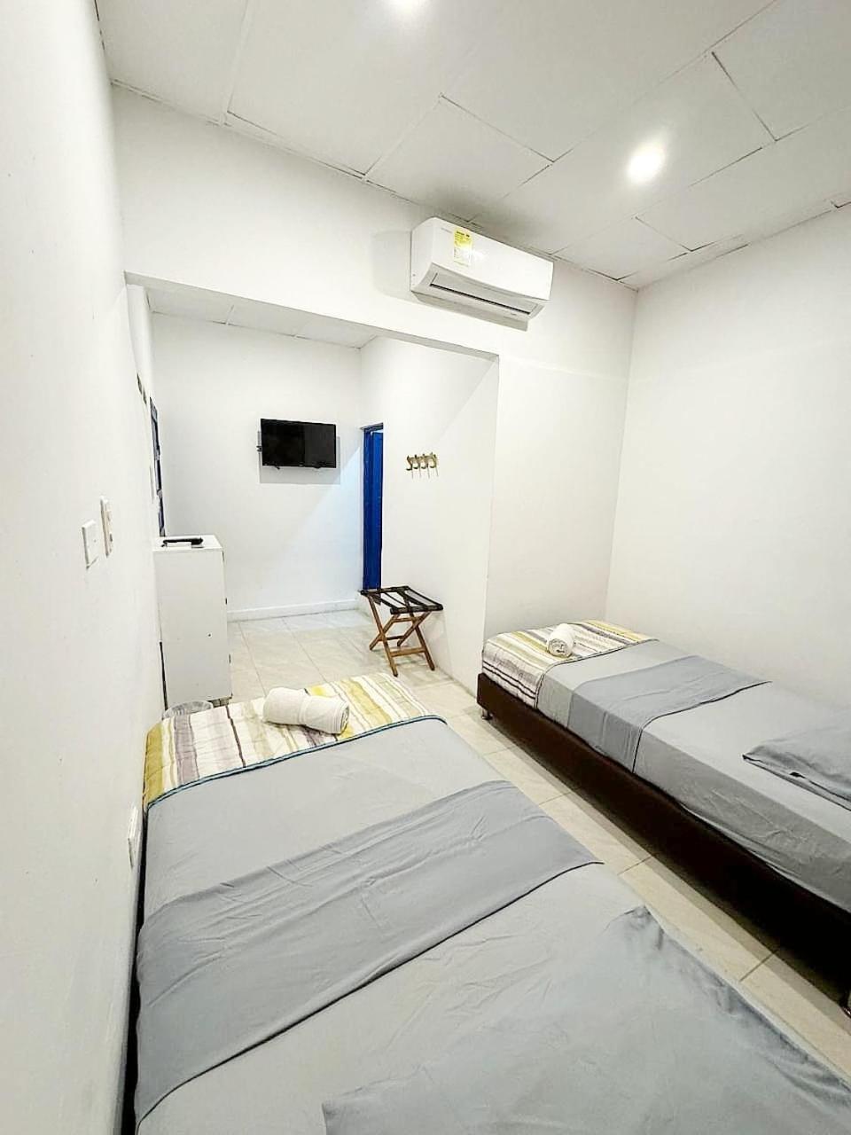 Hostal Casa 1811 *
