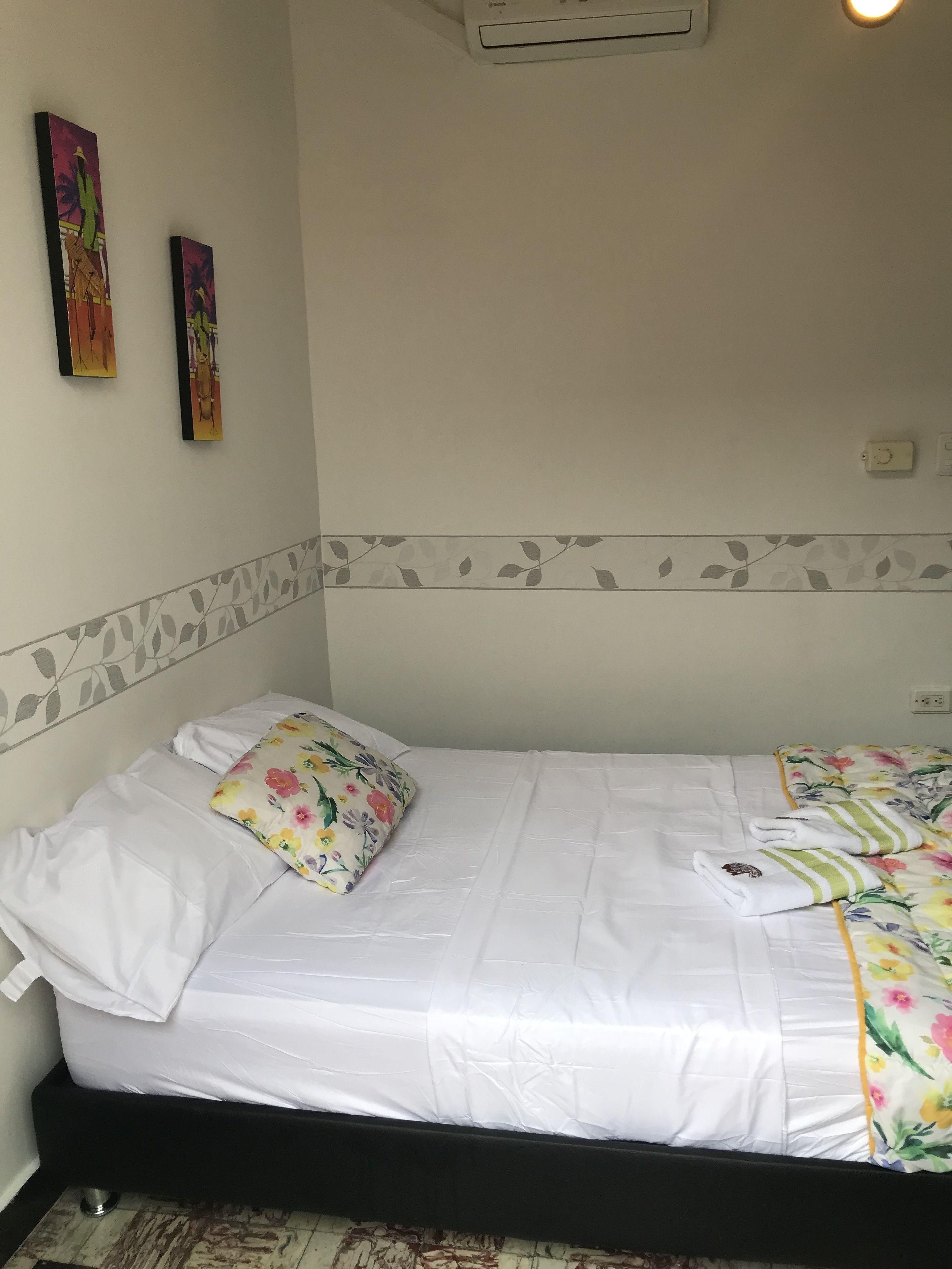 Hostal Casa 1811 *