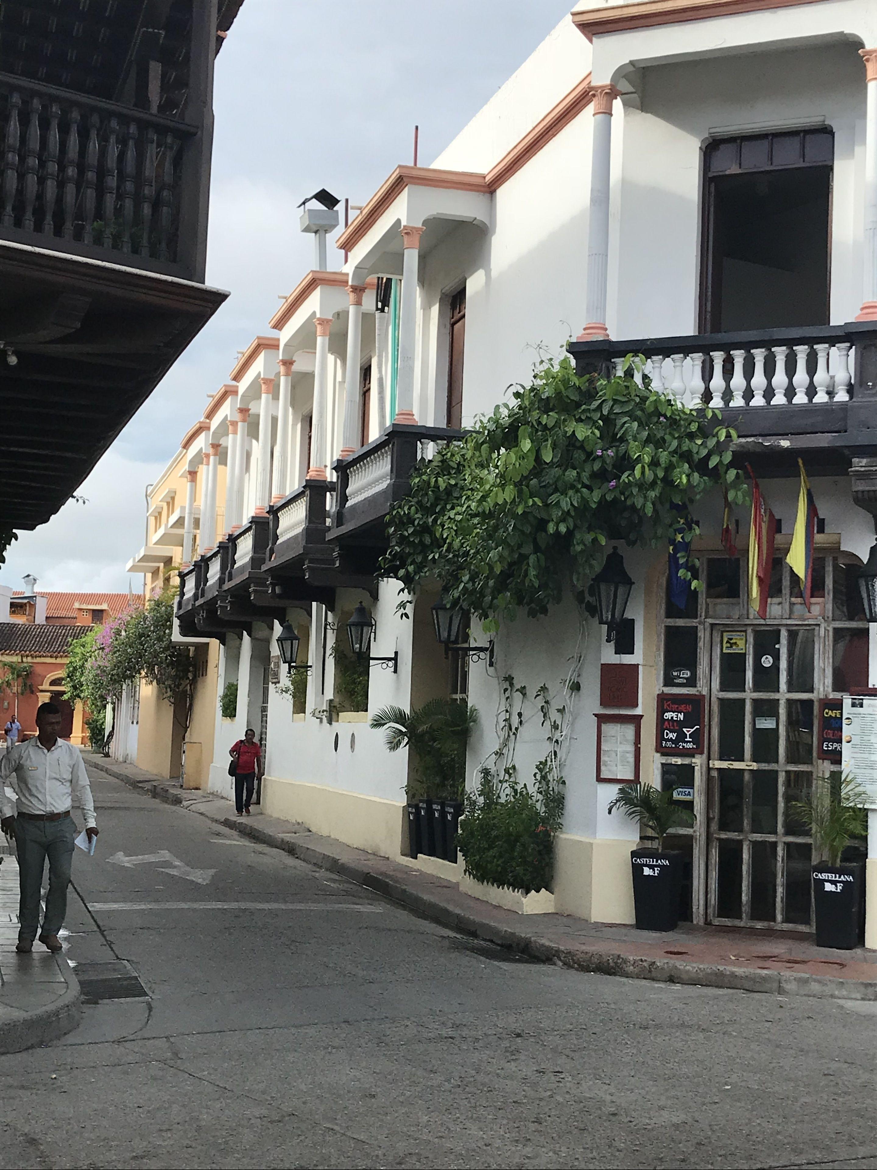 Casa 1811 Hostal