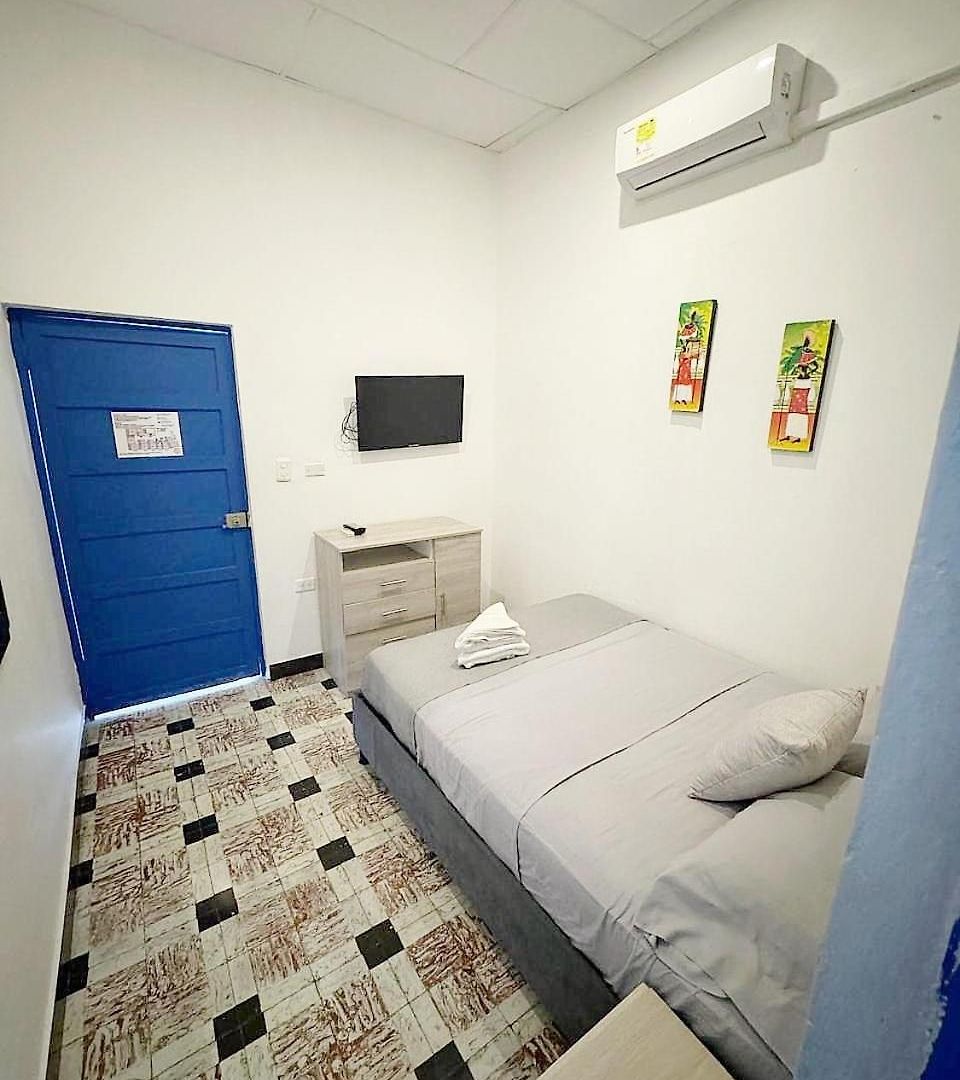 Casa 1811 Hostal *