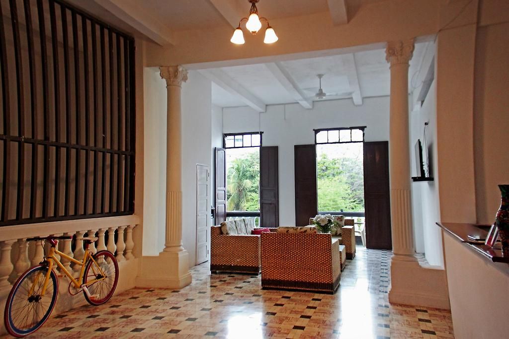 Hostal Casa 1811