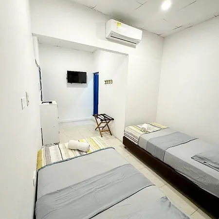 Hostal Casa 1811 *