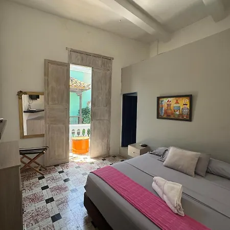 Casa 1811 Hostal