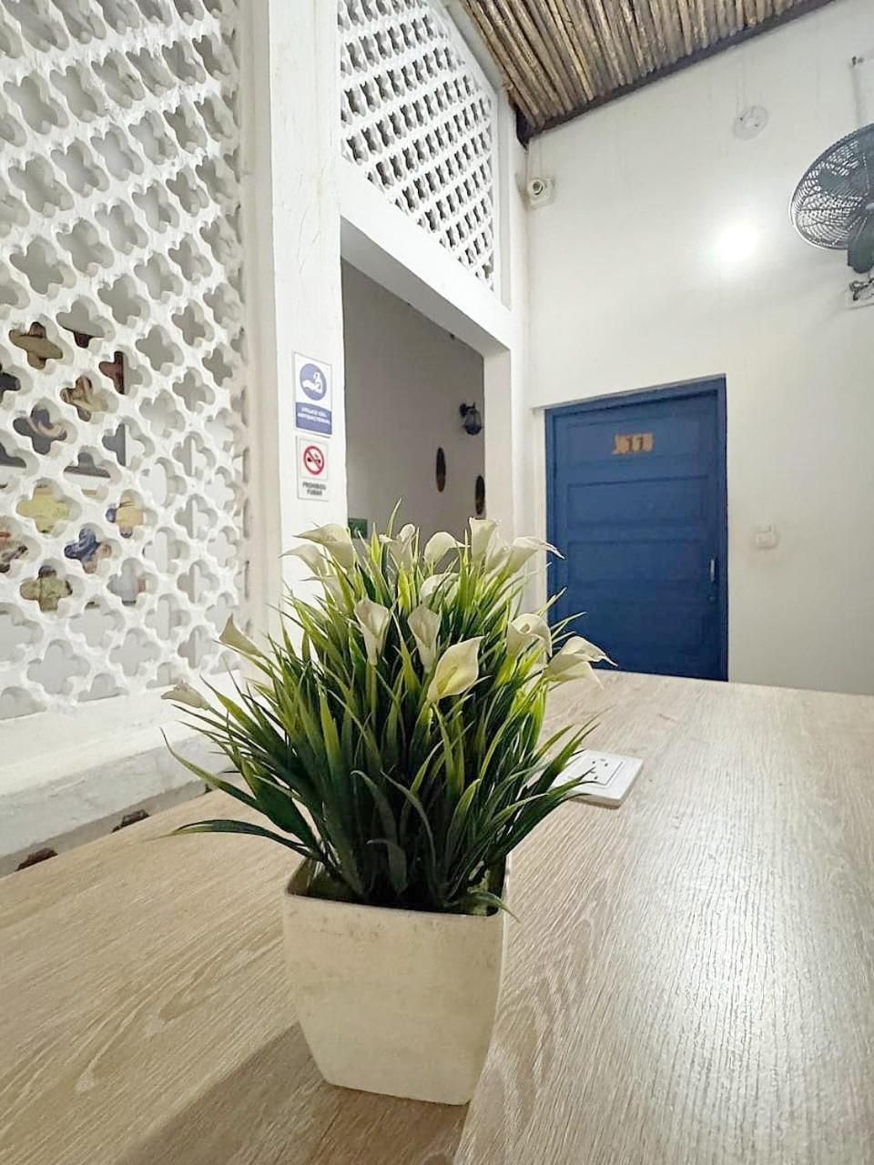 1811 Hostal